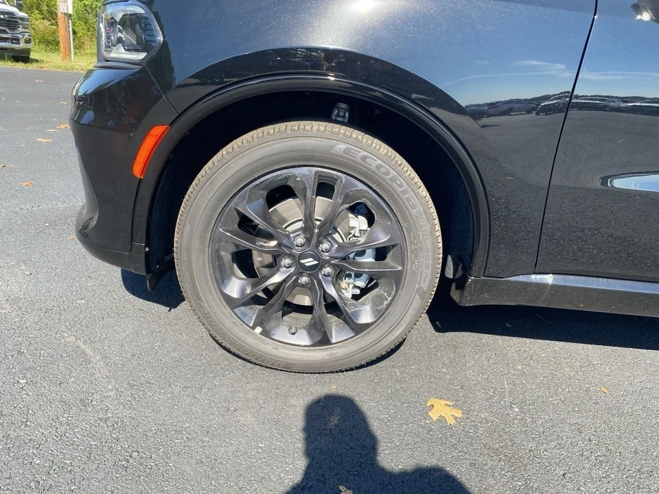2026 Dodge Durango 3rd Gen - Image 9 of 12