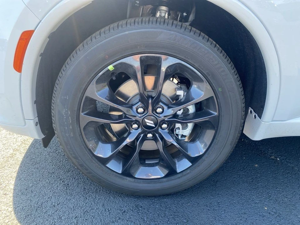 2026 Dodge Durango 3rd Gen - Image 9 of 12