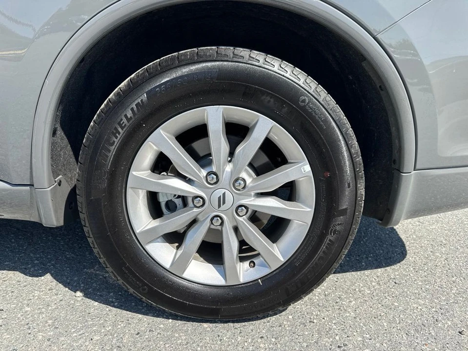 2026 Dodge Durango 3rd Gen - Image 23 of 28