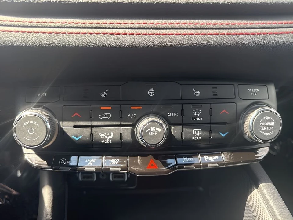 2026 Dodge Durango 3rd Gen - Image 19 of 31