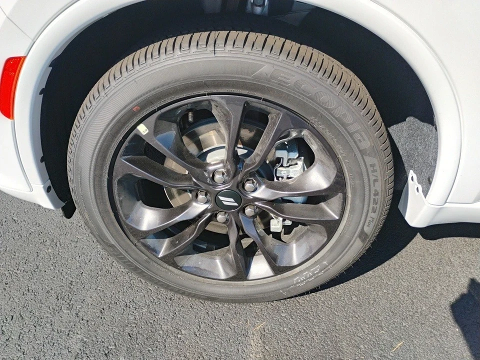 2026 Dodge Durango 3rd Gen - Image 9 of 12