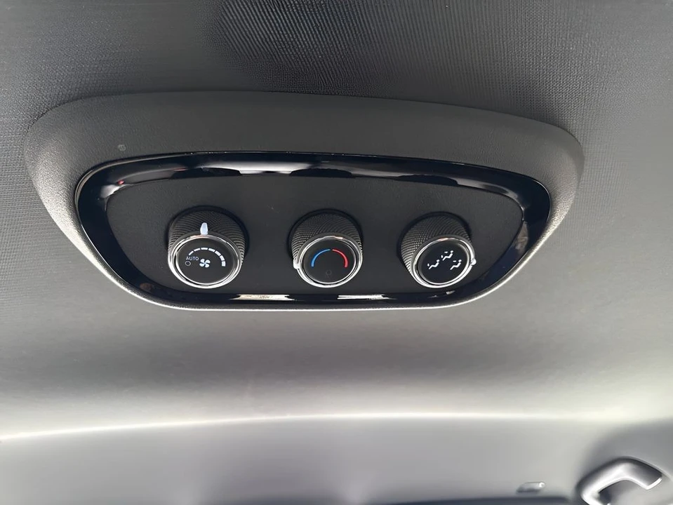 2026 Dodge Durango 3rd Gen - Image 13 of 31