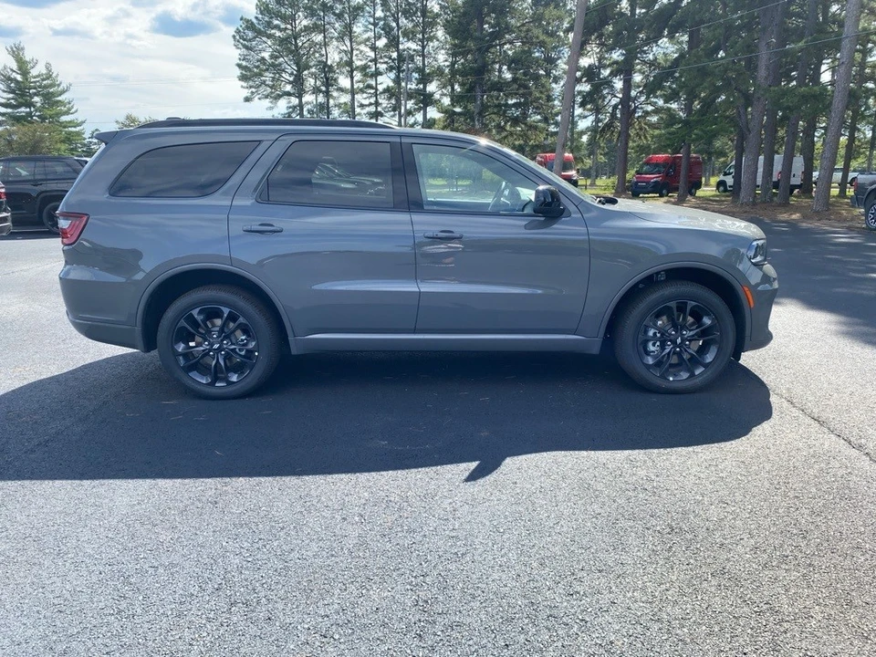 2026 Dodge Durango 3rd Gen - Image 4 of 12