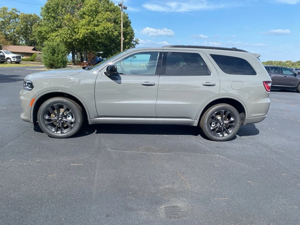 2026 Dodge Durango 3rd Gen - Image 8 of 12