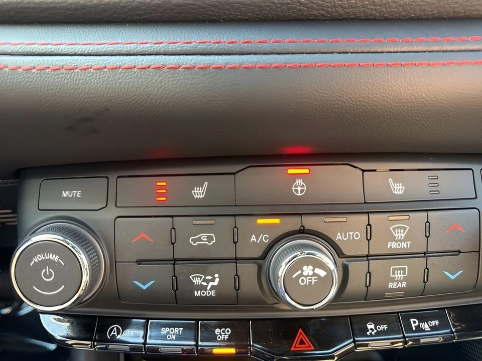 2026 Dodge Durango 3rd Gen - Image 21 of 31