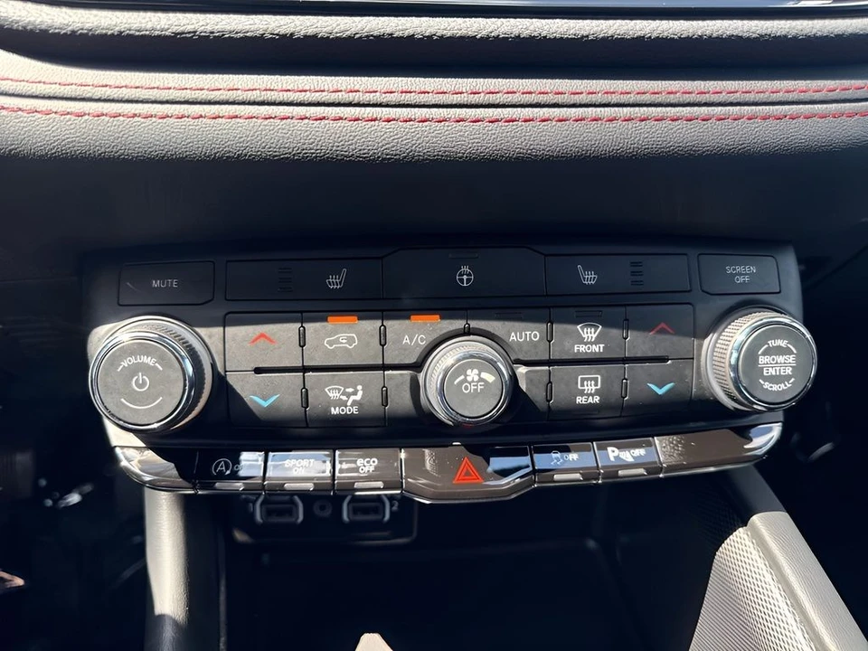 2026 Dodge Durango 3rd Gen - Image 19 of 31
