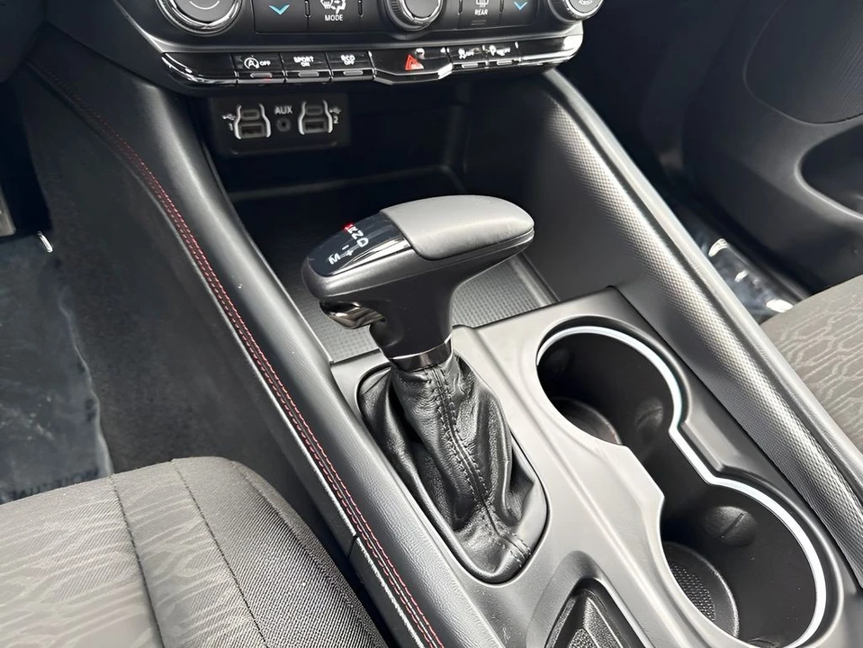 2026 Dodge Durango 3rd Gen - Image 11 of 31