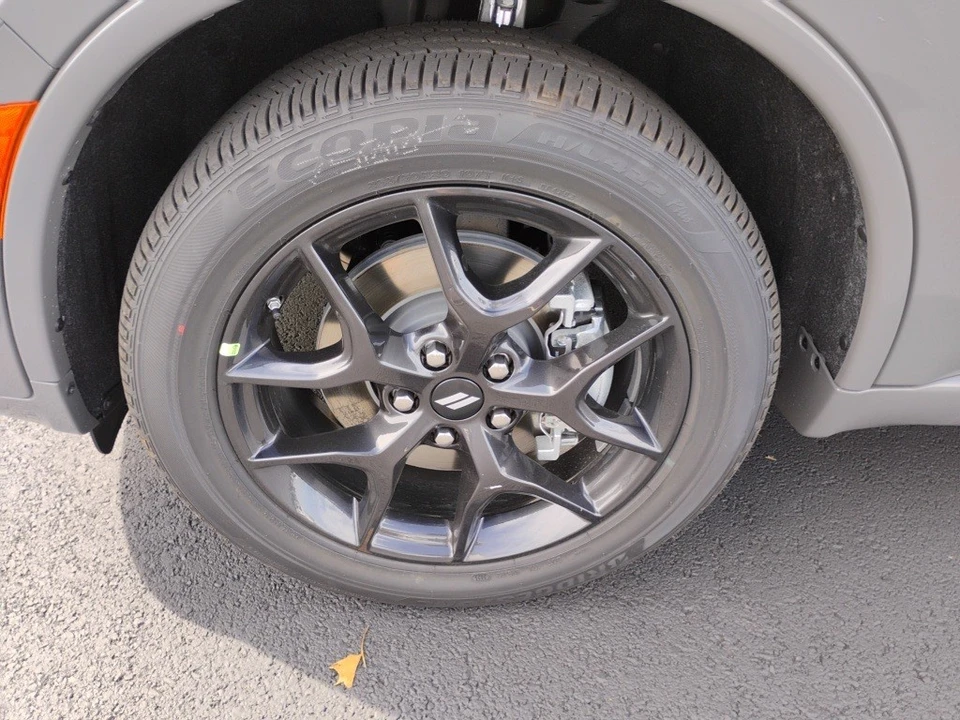 2026 Dodge Durango 3rd Gen - Image 9 of 12