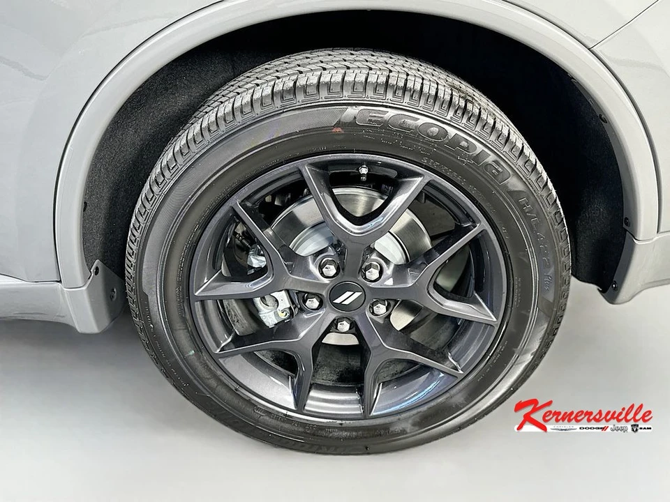 2026 Dodge Durango 3rd Gen - Image 17 of 22