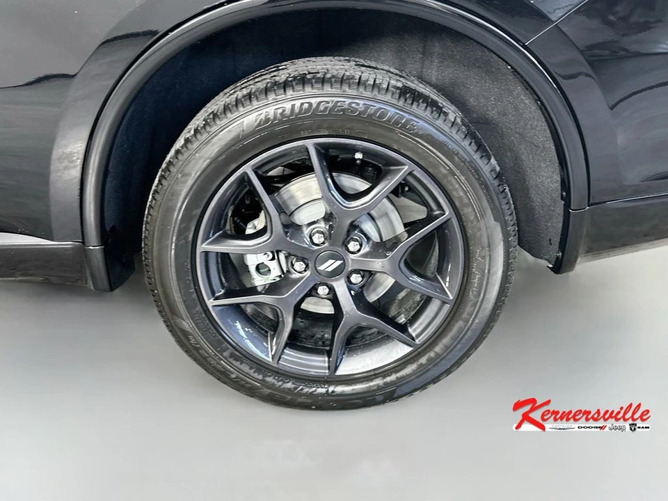 2026 Dodge Durango 3rd Gen - Image 17 of 21