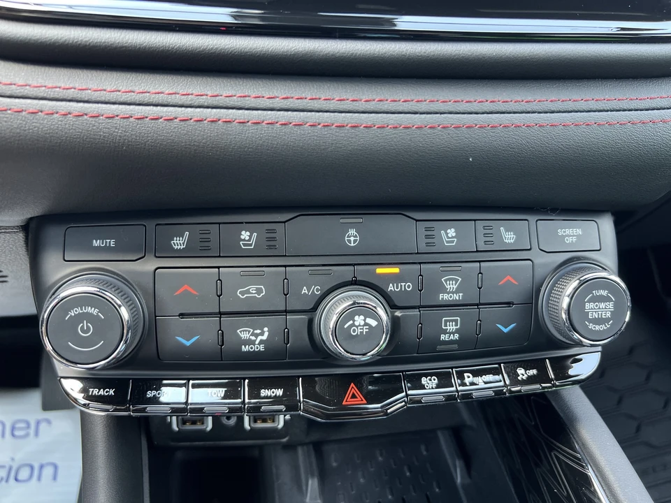 2026 Dodge Durango 3rd Gen - Image 17 of 26