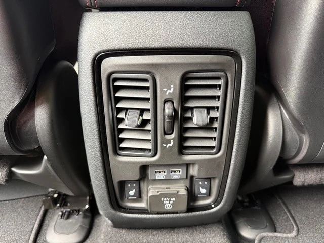2026 Dodge Durango 3rd Gen - Image 18 of 31