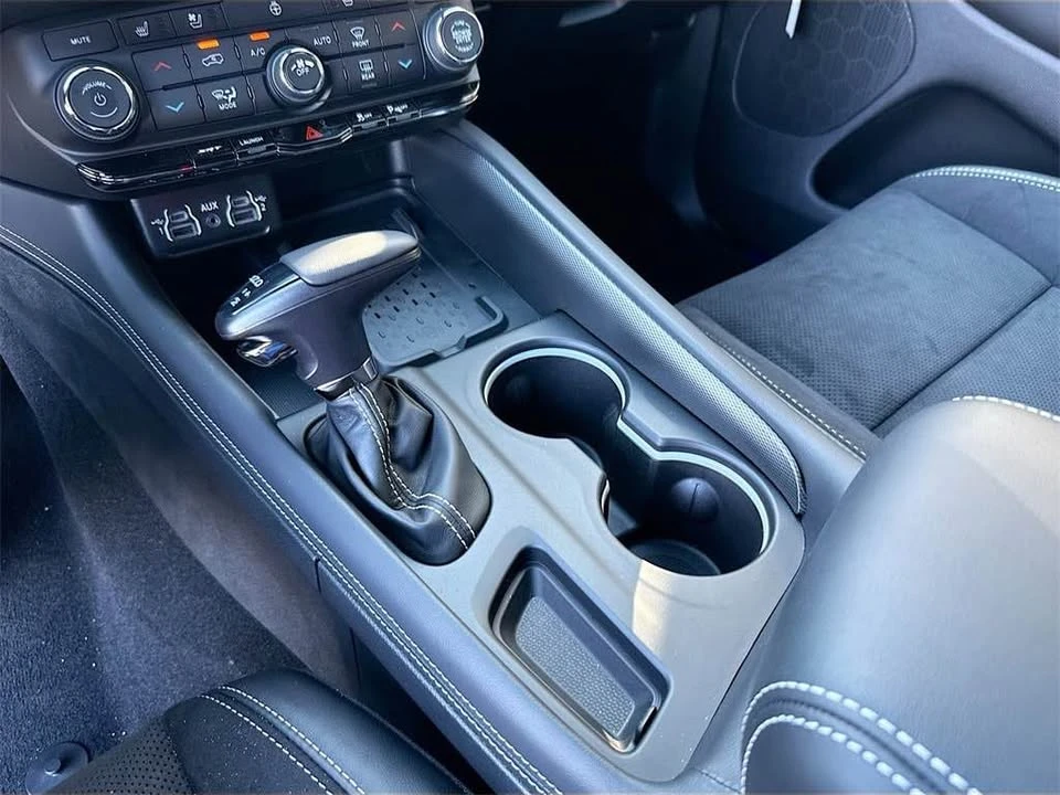 2026 Dodge Durango SRT Hellcat 3rd Gen - Image 9 of 19