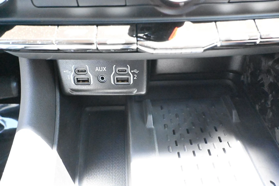 2026 Dodge Durango SRT Hellcat 3rd Gen - Image 23 of 31