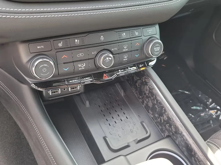 2026 Dodge Durango SRT Hellcat 3rd Gen - Image 14 of 15