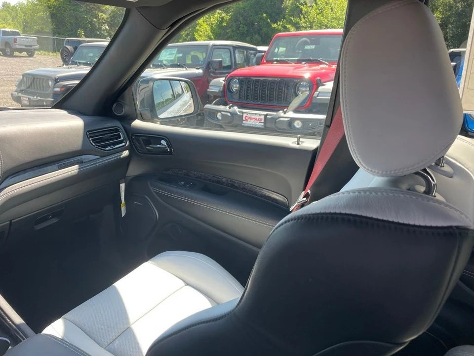 2026 Dodge Durango SRT Hellcat 3rd Gen - Image 27 of 31