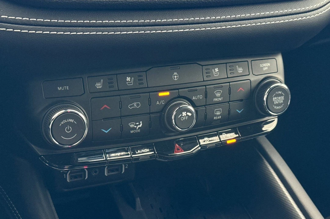 2026 Dodge Durango SRT Hellcat 3rd Gen - Image 25 of 31