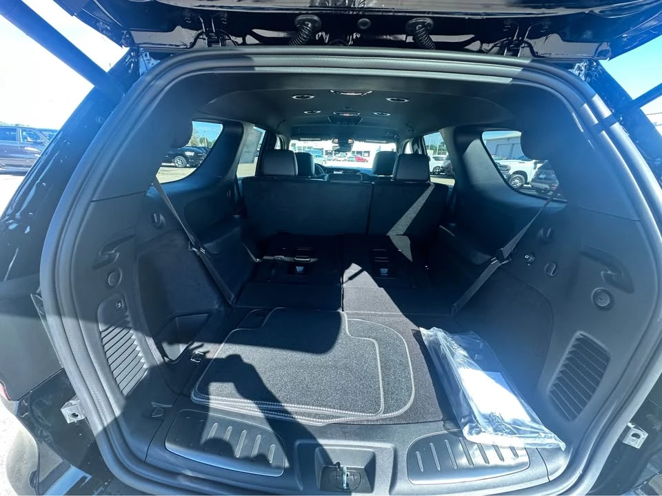2026 Dodge Durango SRT Hellcat 3rd Gen - Image 9 of 15