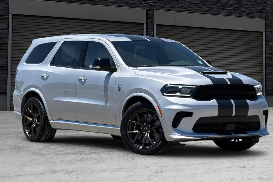 2026 Dodge Durango SRT Hellcat 3rd Gen - Image 2 of 31