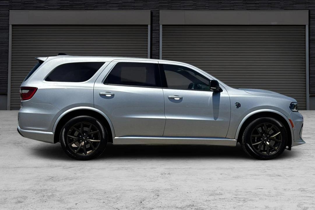 2026 Dodge Durango SRT Hellcat 3rd Gen - Image 3 of 31