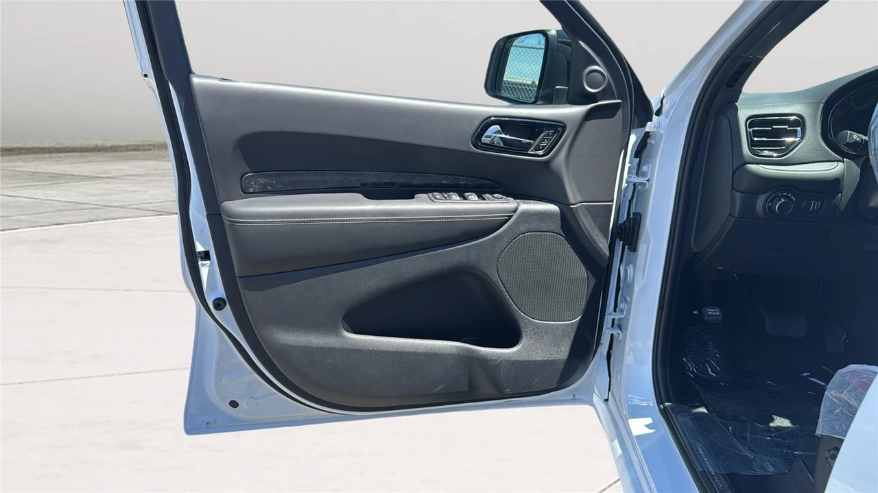 2026 Dodge Durango 3rd Gen - Image 17 of 31