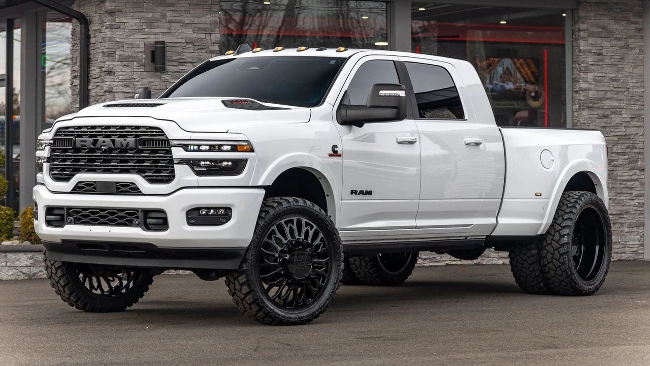 2026 Ram 3500 - Image 3 of 21