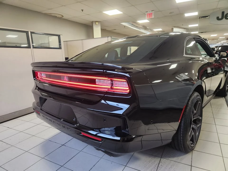 2026 Dodge Challenger - Image 4 of 7