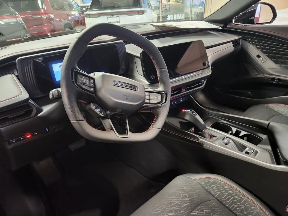 2026 Dodge Challenger - Image 6 of 7