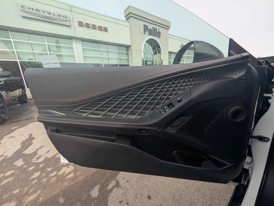 2026 Dodge Challenger - Image 9 of 17