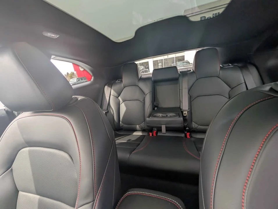 2026 Dodge Challenger - Image 15 of 17
