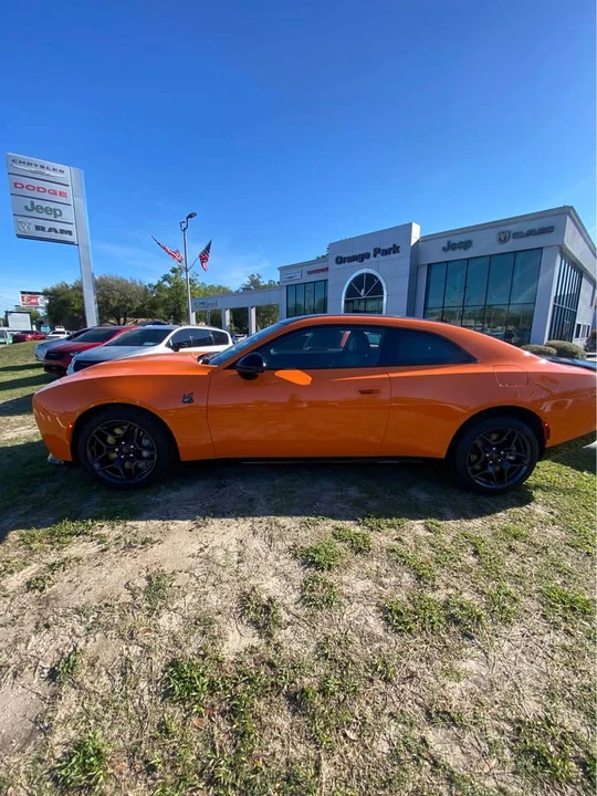 2026 Dodge Challenger - Image 3 of 8