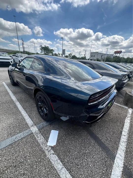 2026 Dodge Challenger - Image 6 of 17