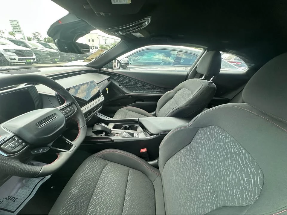 2026 Dodge Challenger - Image 10 of 17