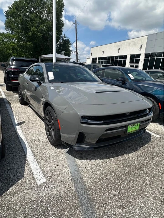 2026 Dodge Challenger - Image 2 of 13