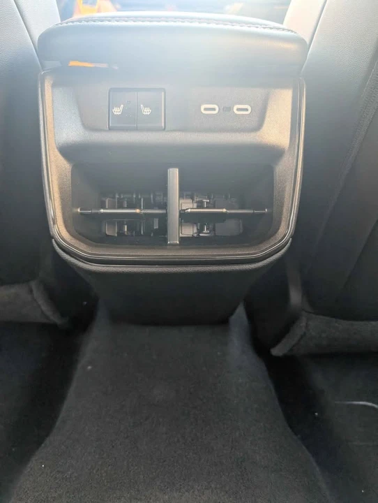 2026 Dodge Charger 8th Gen - Image 12 of 14