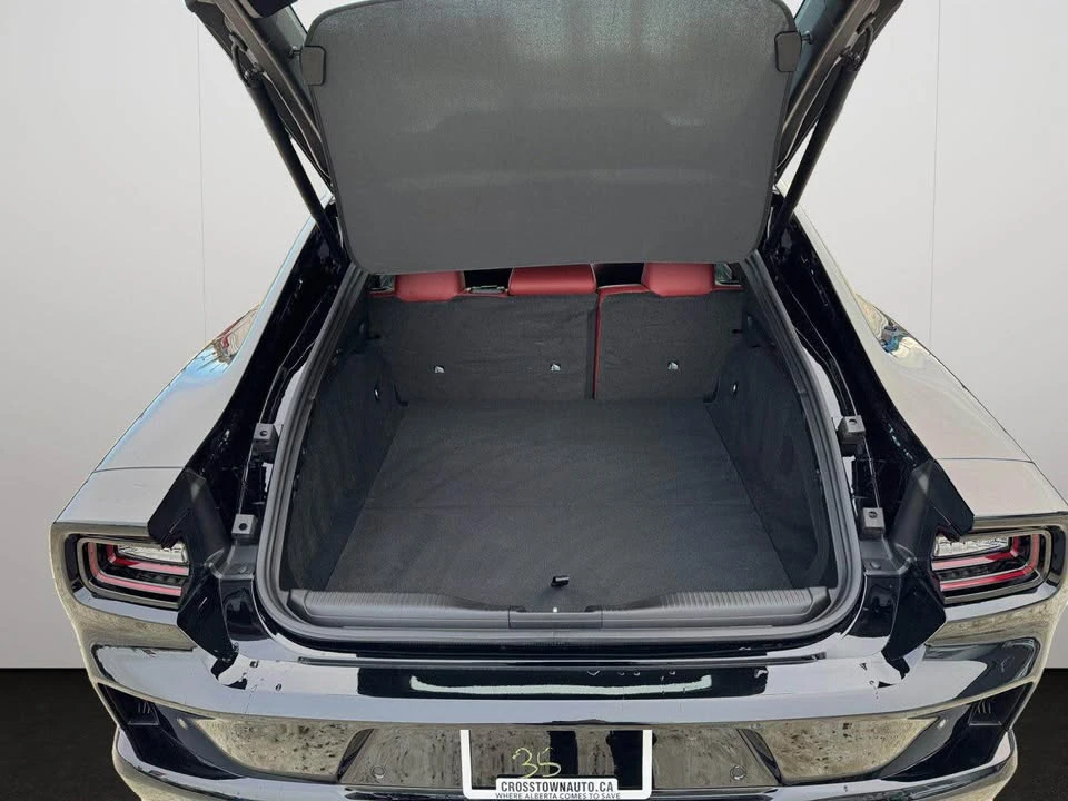 2026 Dodge Charger 8th Gen - Image 17 of 19