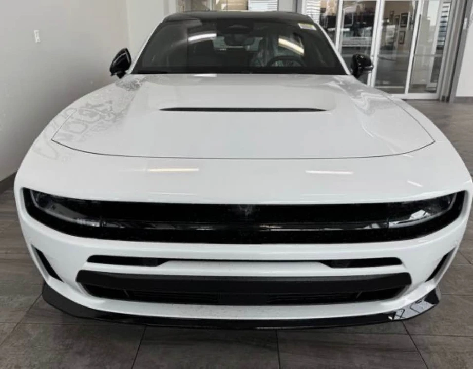 2026 Dodge Charger 8th Gen - Image 12 of 20