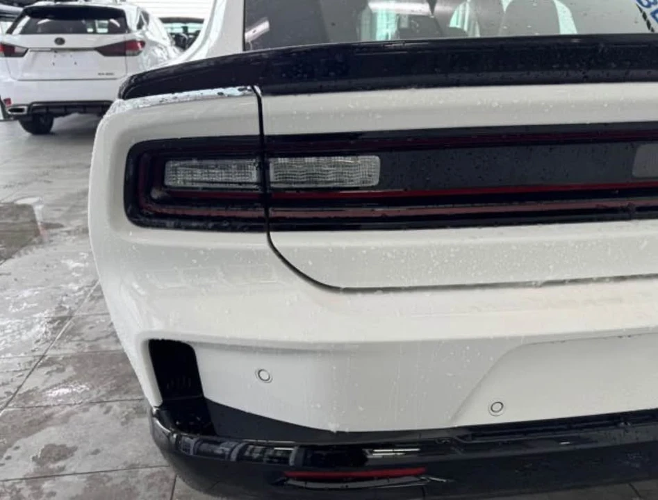 2026 Dodge Charger 8th Gen - Image 5 of 20