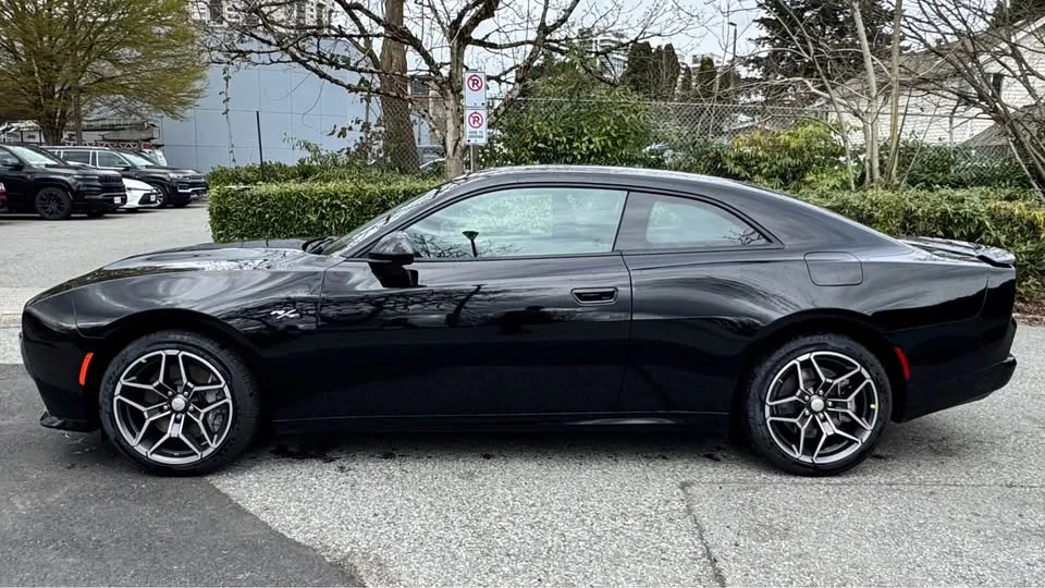 2026 Dodge Charger 8th Gen - Image 5 of 20