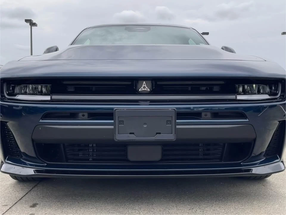 2026 Dodge Charger 8th Gen - Image 14 of 19