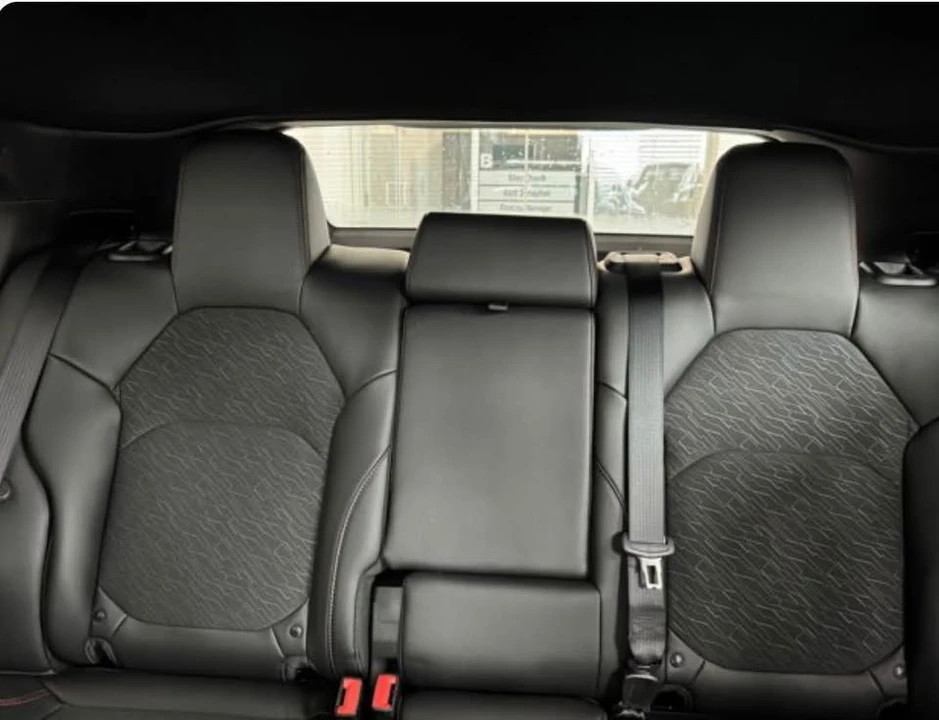 2026 Dodge Charger 8th Gen - Image 17 of 20