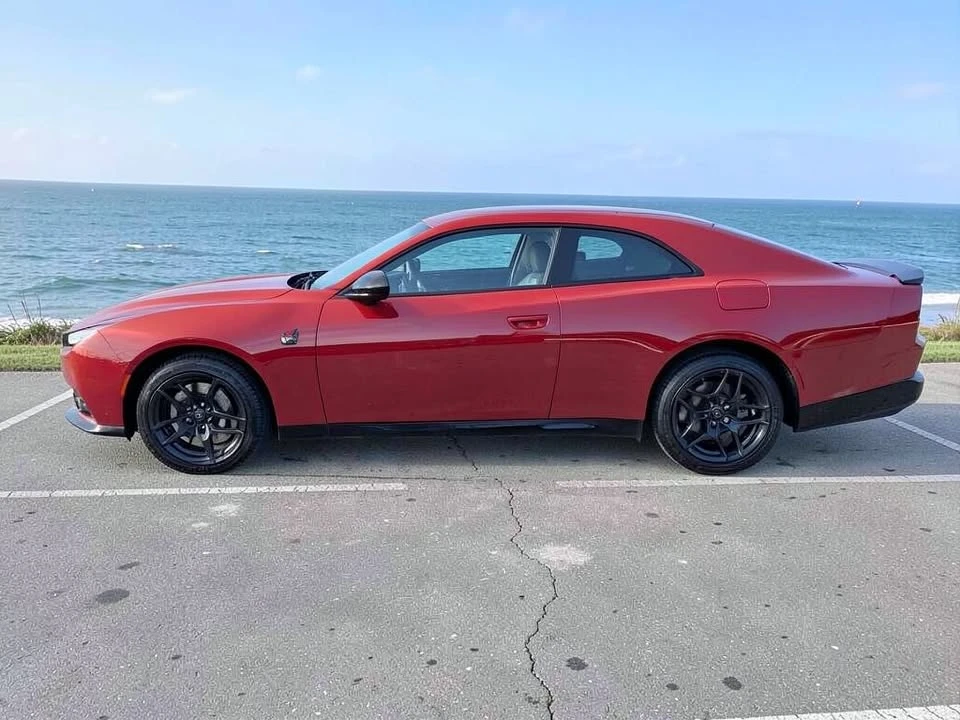 2026 Dodge Charger 8th Gen - Image 2 of 20