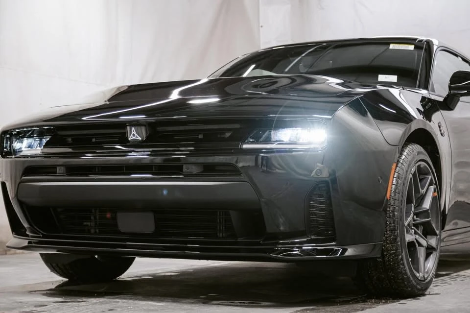2026 Dodge Charger 8th Gen - Image 8 of 20