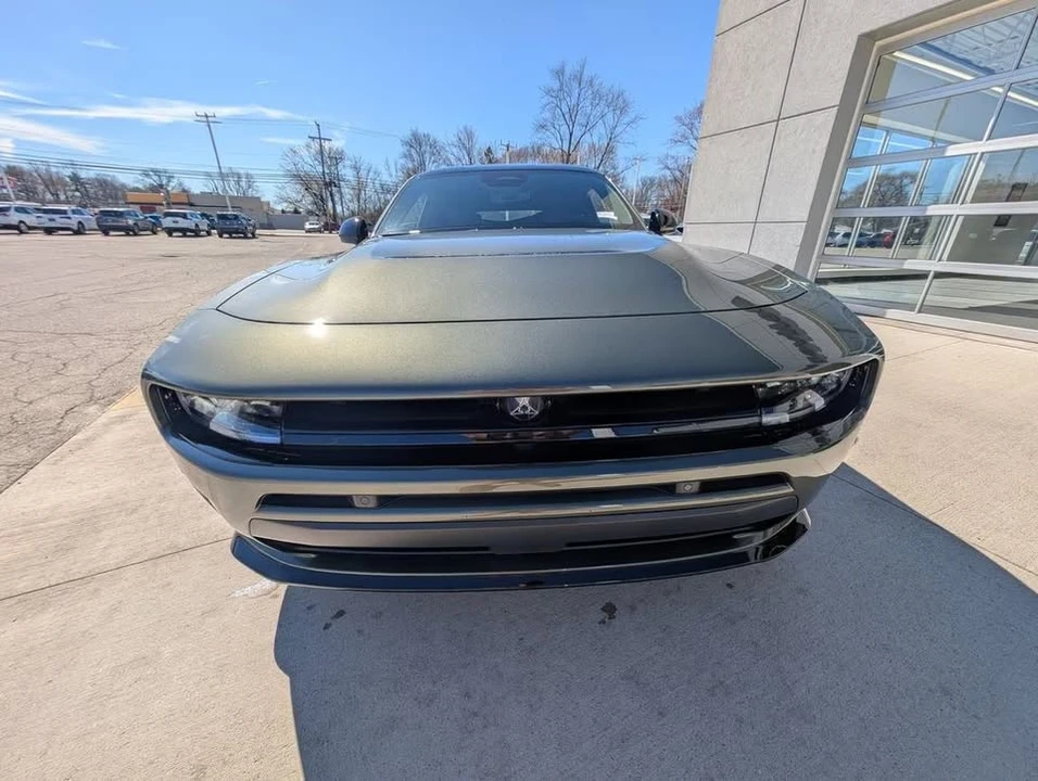 2026 Dodge Charger 8th Gen - Image 9 of 20