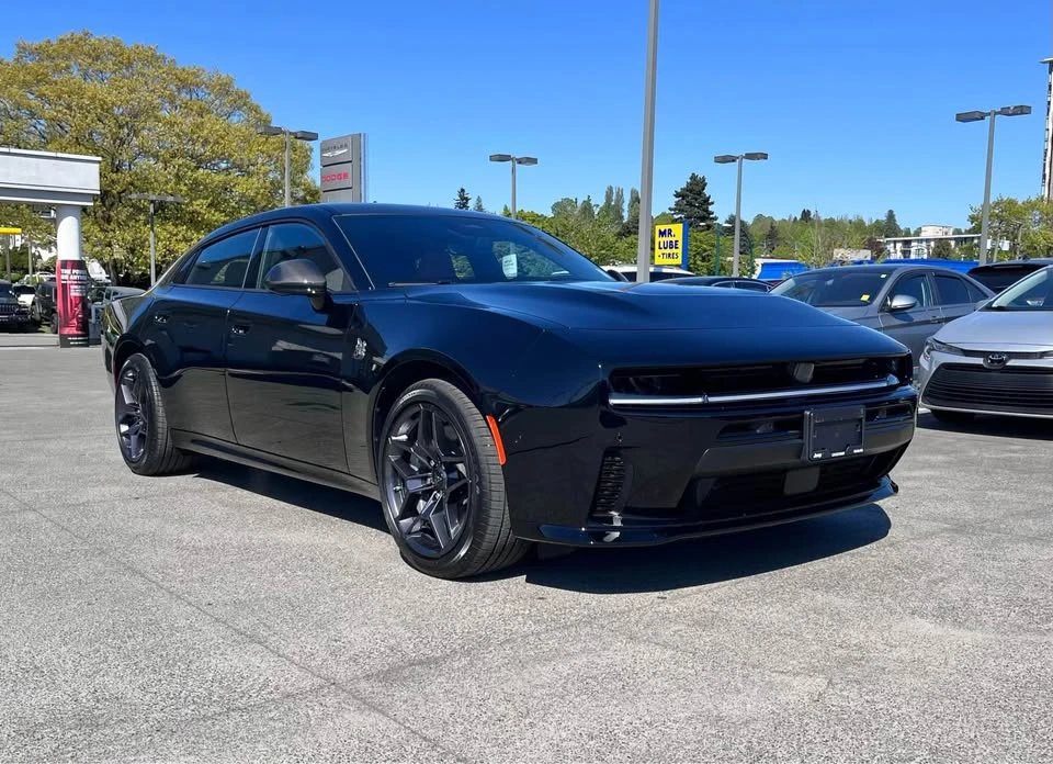 2026 Dodge Charger 8th Gen - Image 9 of 19