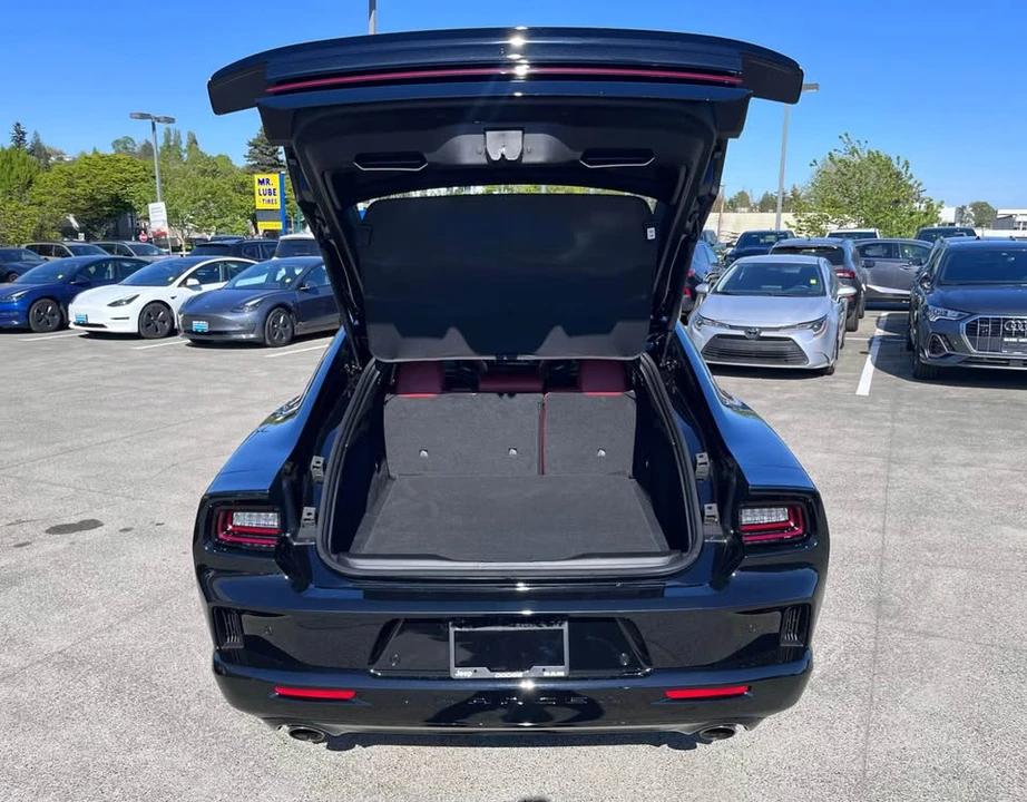 2026 Dodge Charger 8th Gen - Image 18 of 19