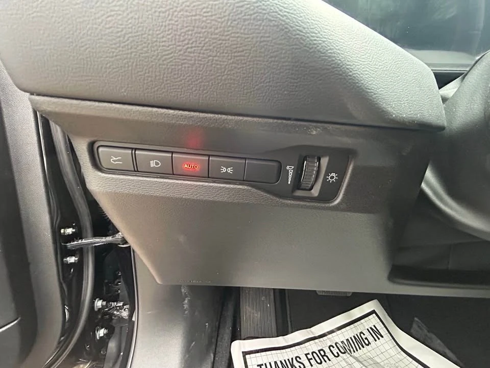 2026 Dodge Charger 8th Gen - Image 13 of 19