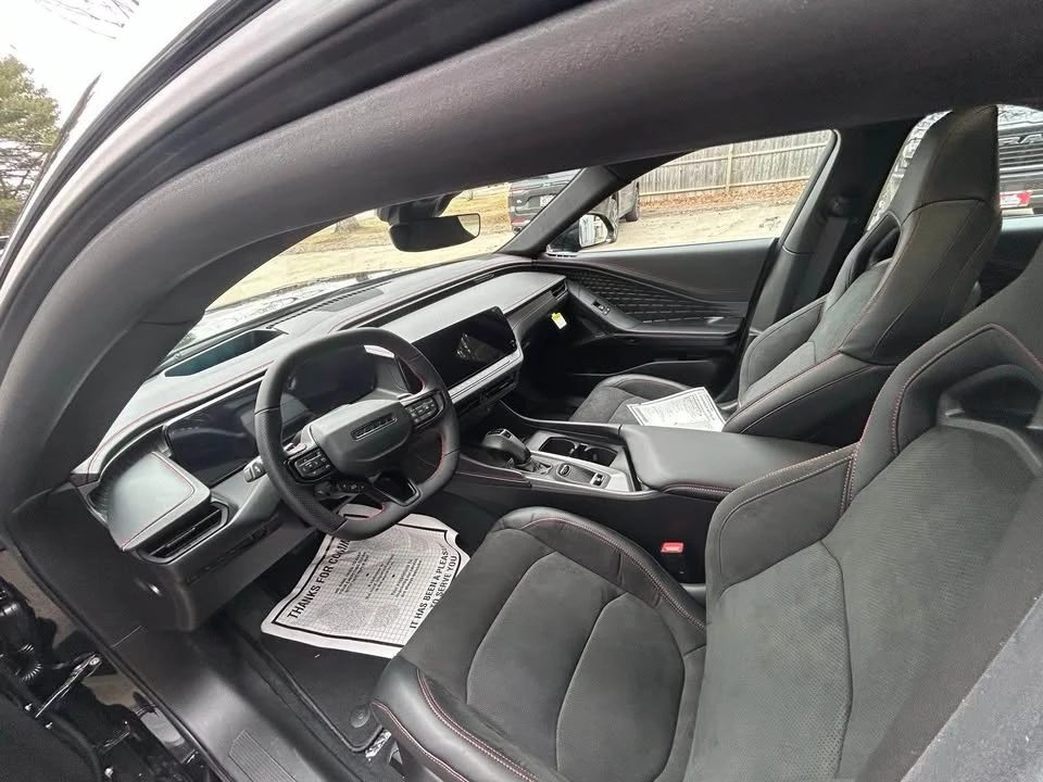 2026 Dodge Charger 8th Gen - Image 9 of 19