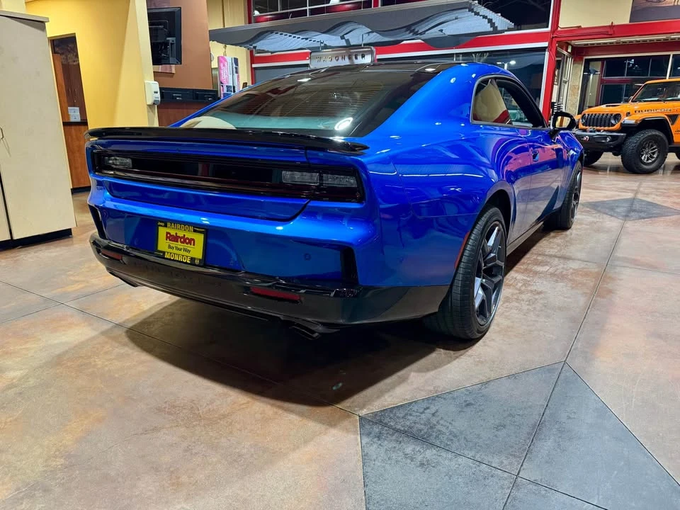 2026 Dodge Charger 8th Gen - Image 7 of 20