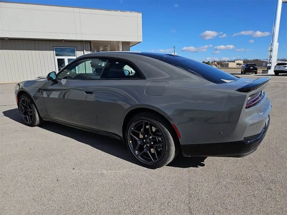 2026 Dodge Charger 8th Gen - Image 6 of 20